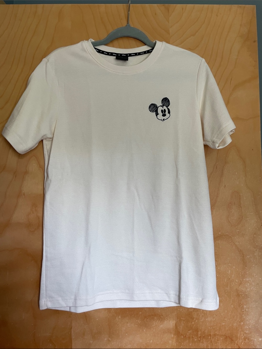 Disney Men's Cream Short-Sleeve Tee with Mickey Graphic